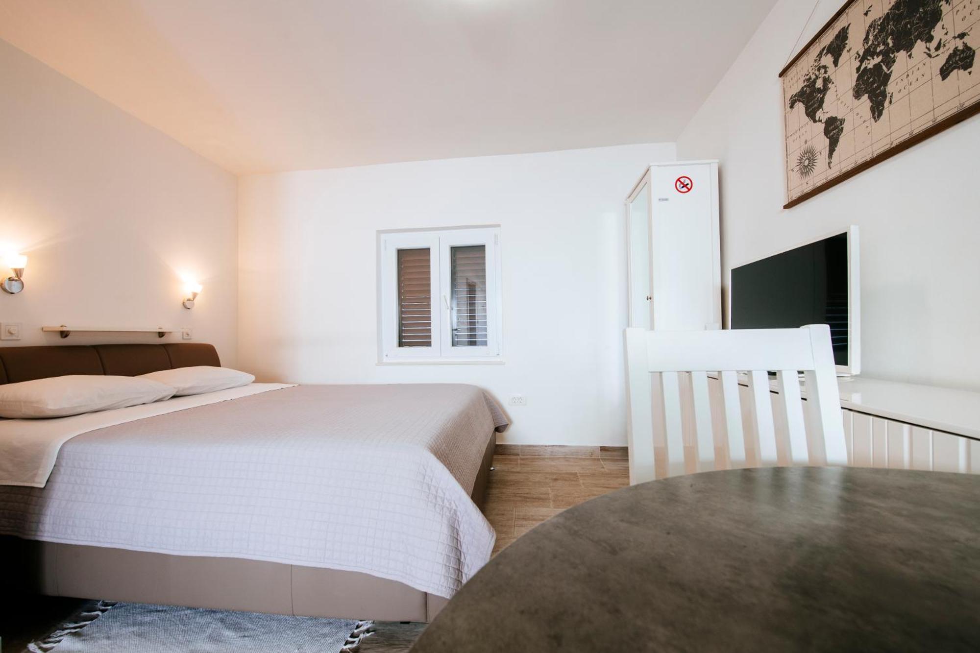Apartmani Ema Задар Екстер'єр фото